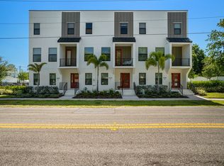 3038 W Napoleon Ave, Tampa, FL 33611