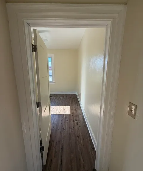 121 Richmond Ave — Photo 6