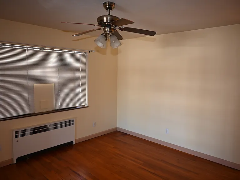 735 Lincolnway E #1 — Photo 12
