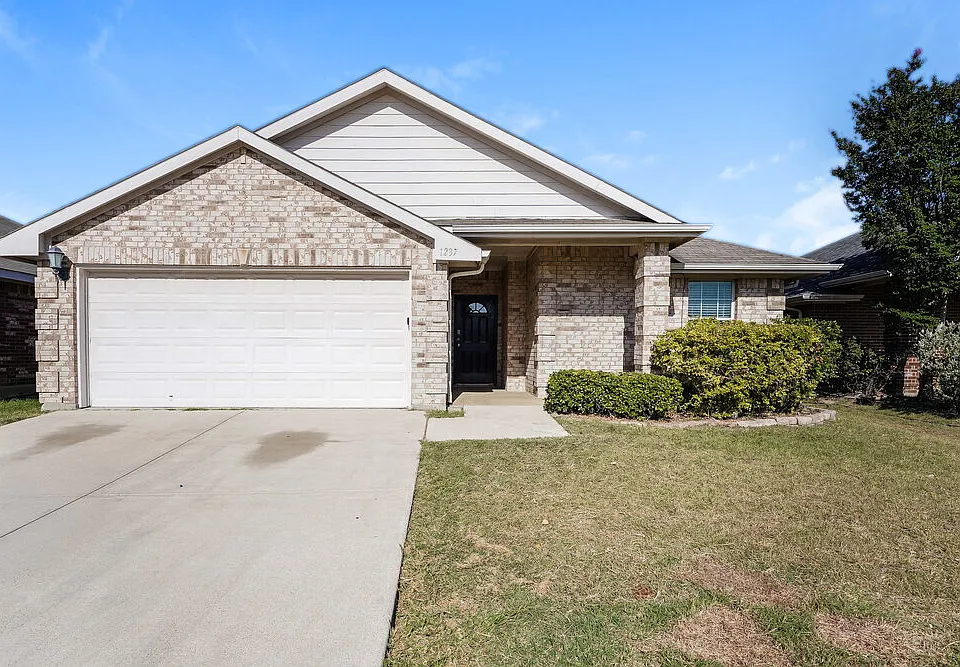 1237 Camden Yard Dr