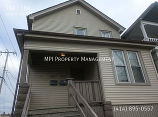 454B N 28th St, Milwaukee, WI 53208
