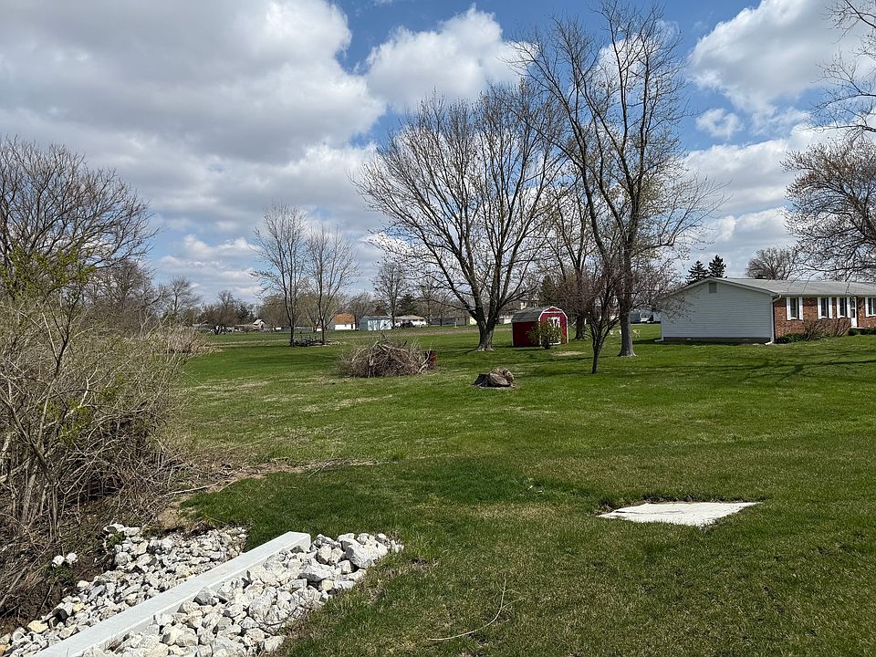 2nd image of 660 W 375 N