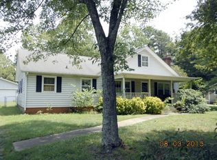 6912 Cedarbrook Dr, Charlotte, NC 28215