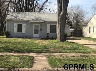 2804 Jefferson St, Bellevue, NE 68005