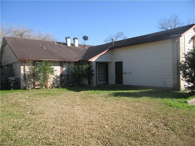 1st image of 10118 Wild Hollow Ln