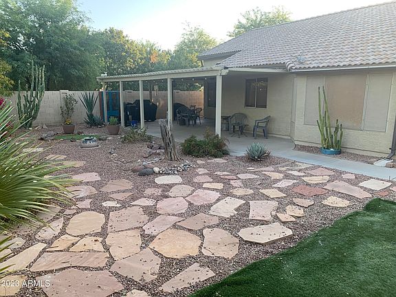 5th image of 3819 S 74TH Drive