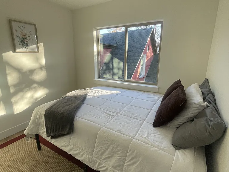 2233 Jefferson Ave #3 — Photo 31