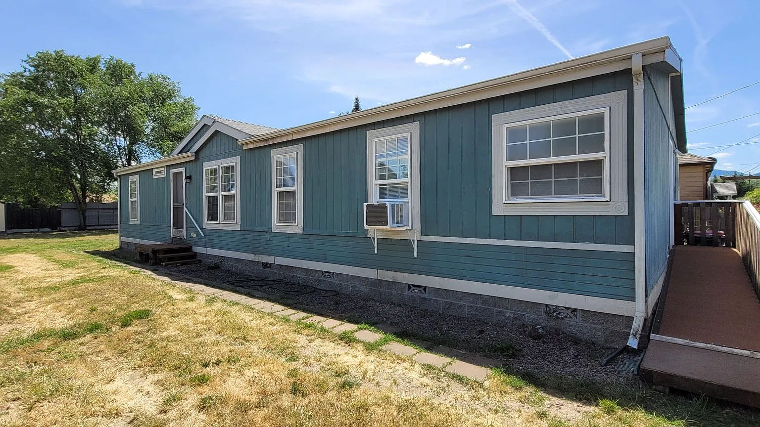Spacious & Cozy Dbl Wide Mobie Home for Rent — Photo 1