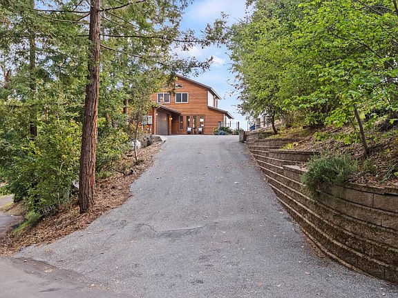 3rd image of 18836 Favre Ridge Rd