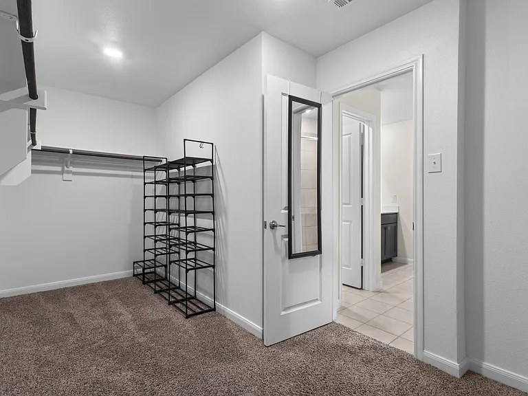 513 Spur Rdg — Photo 9