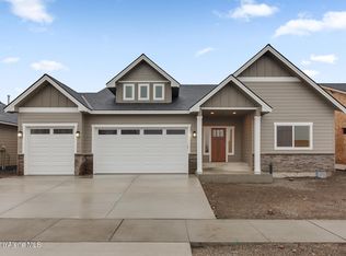 1960 E Mykal Ct, Post Falls, ID 83854