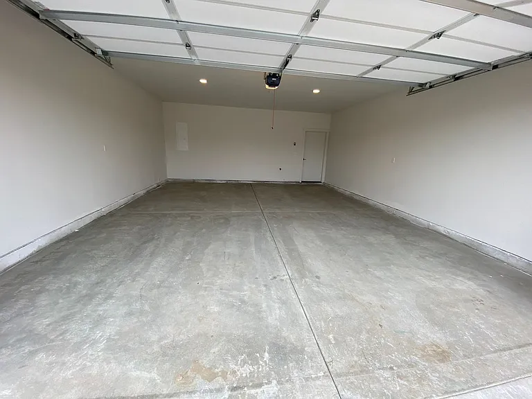 2513 N Benjamin Ln — Photo 30