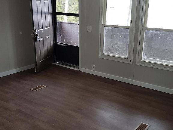 5th image of 205 Hialeah Dr