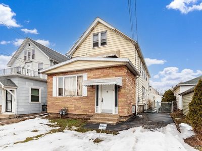 14 Bell Rd, Cheektowaga, NY, 14225