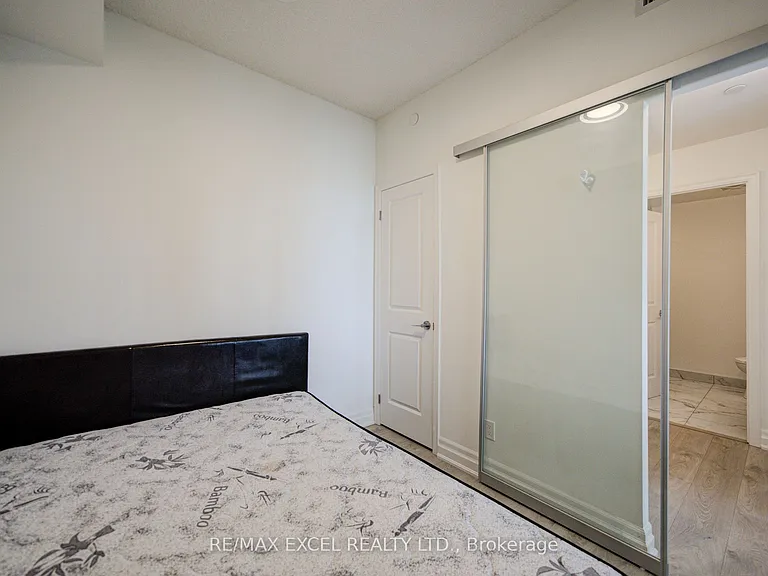 8 Rouge Valley Dr W #609B — Photo 29