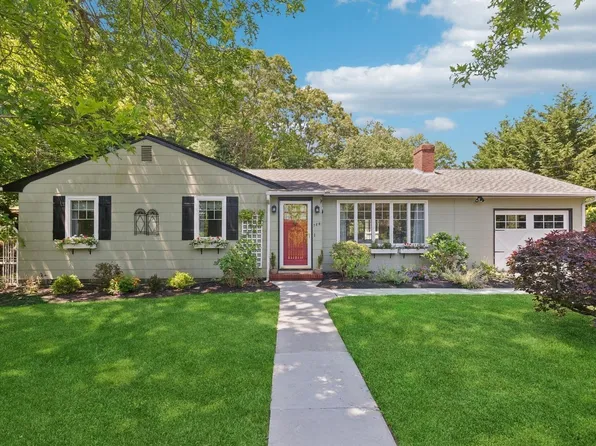 720 Mechanic Street, Southold, NY 11971