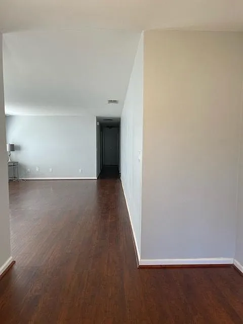 3 bed, 1678 sqft, $3,325 — Photo 4