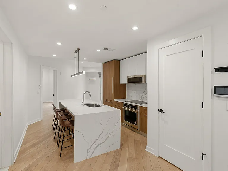 7700 Georgia Ave NW #204 — Photo 8