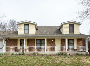 2623 Cathedral Dr, Saint Louis, MO