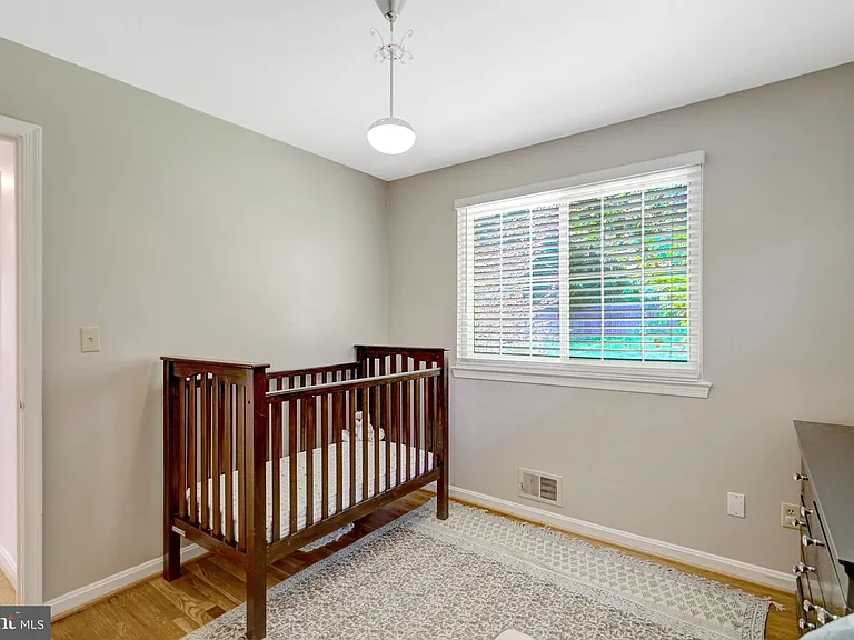 8527 Parliament Dr — Photo 26