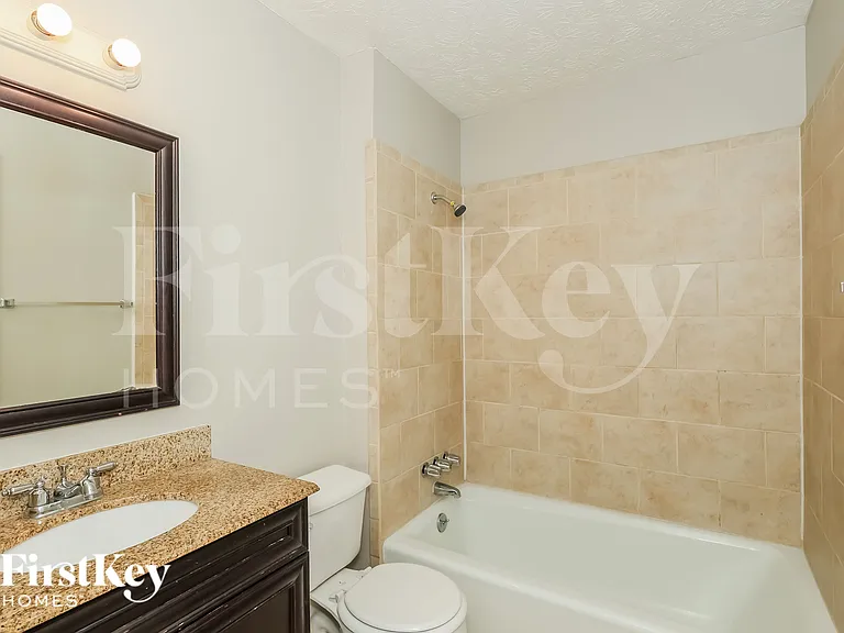 335 Sharon Dr — Photo 16