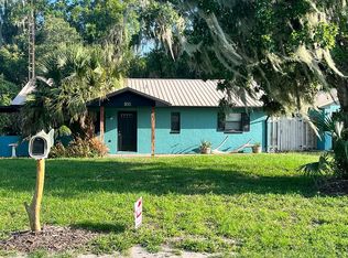 895 County Road 463, Lake Panasoffkee, FL 33538