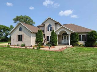 N7530 State Highway 22, Pardeeville, WI 53954