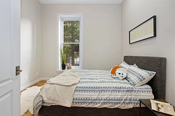 Sold by Douglas Elliman | media 25