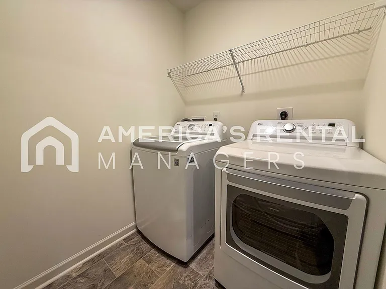 17917 April Leigh Cir — Photo 11