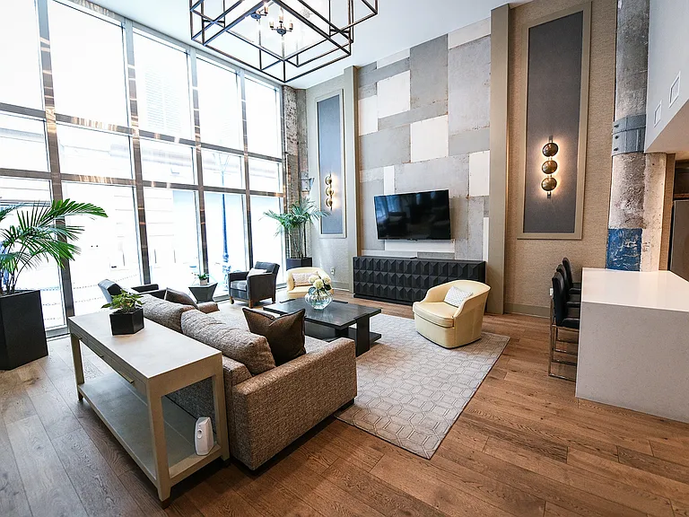 The Annex — Photo 14