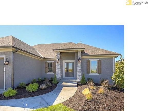 This photo is of another version of JFE's Gunnison Plan - Choose a lot and build your Gunnison Home!