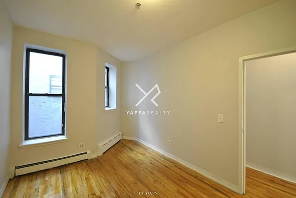 Rented by Yaffa Realty LLC | media 33