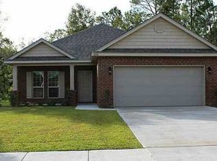 210 Sandy Dr, Ocean Springs, MS 39564