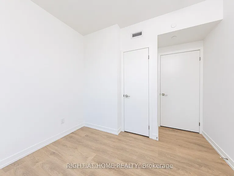 1100 Sheppard Ave W #930 — Photo 8