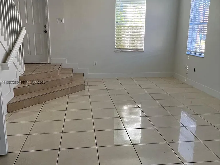 27501 SW 138th Ave — Photo 5