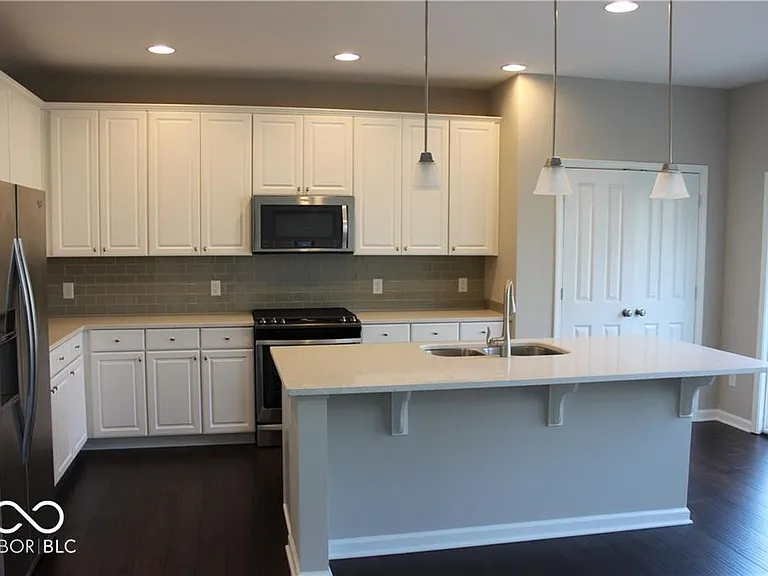 13069 Raritan Dr — Photo 5