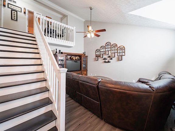 4th image of 10016 Lancewood Rd