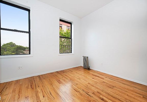 4th image of 423 16th St #13A