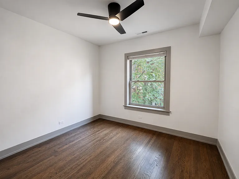 1902 W Pratt Blvd #C-1 — Photo 15