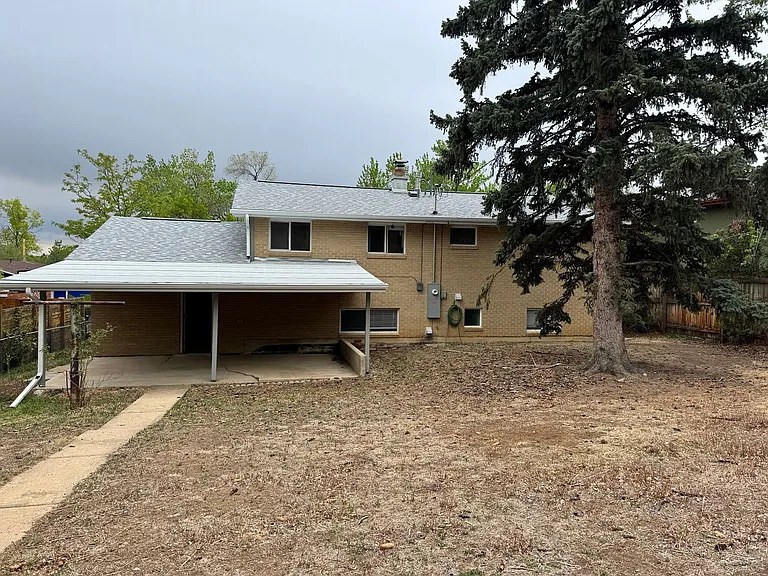1505 Linden Ave — Photo 17