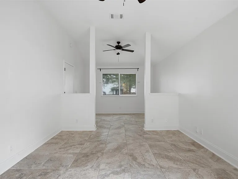 108 Songbird Ct — Photo 19