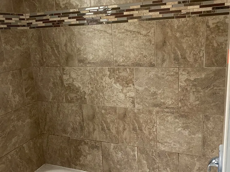 8015 S Saint Lawrence Ave #2 — Photo 3