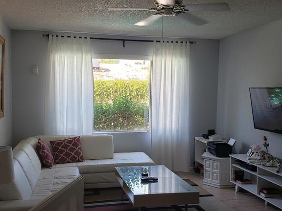 2nd image of 2432 W Portobello Ave
