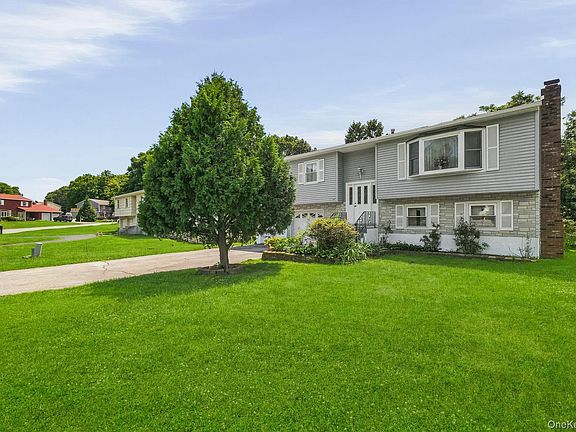 3rd image of 41 Keats Drive