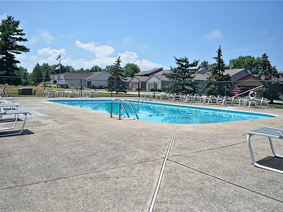 2nd image of 4615 UNIT 201 Oak Hill Blvd #201