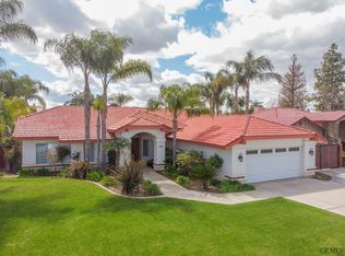 14013 Wellington Ct, Bakersfield, CA 93314