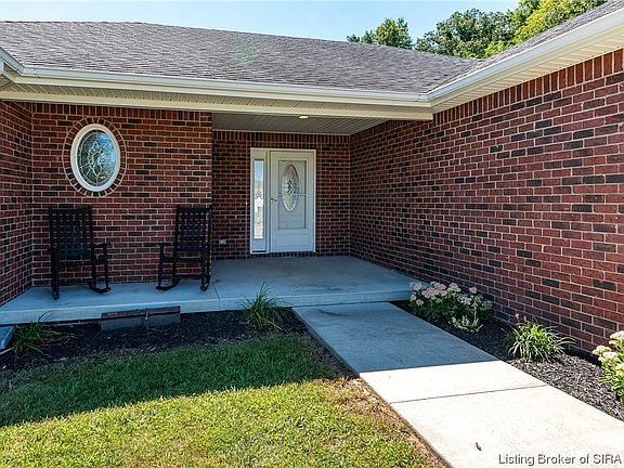 3rd image of 1754 Lilly Drive