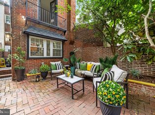 321 S Fawn St, Philadelphia, PA 19107