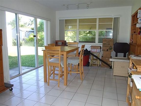 5th image of 1117 N 31st Ct
