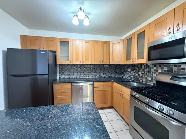 63-11 Queens Boulevard image 1 of 14